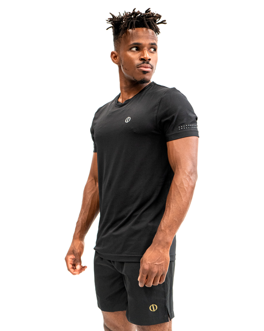 PLAYERA NEGRA LIGHT&DRY LOGO BLANCO